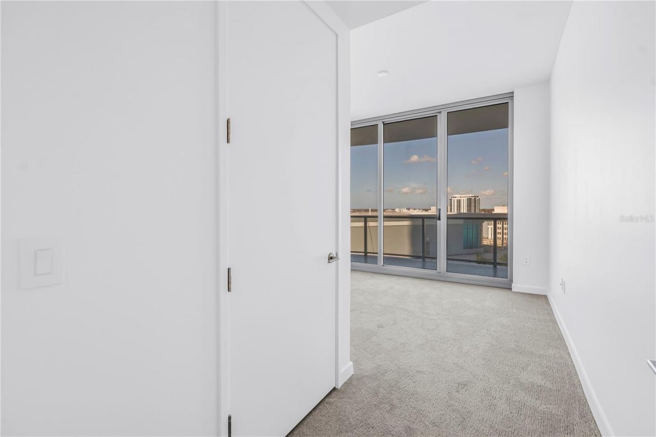 400 Central Avenue, Unit 1001, Saint Petersburg, FL 33701 Photo