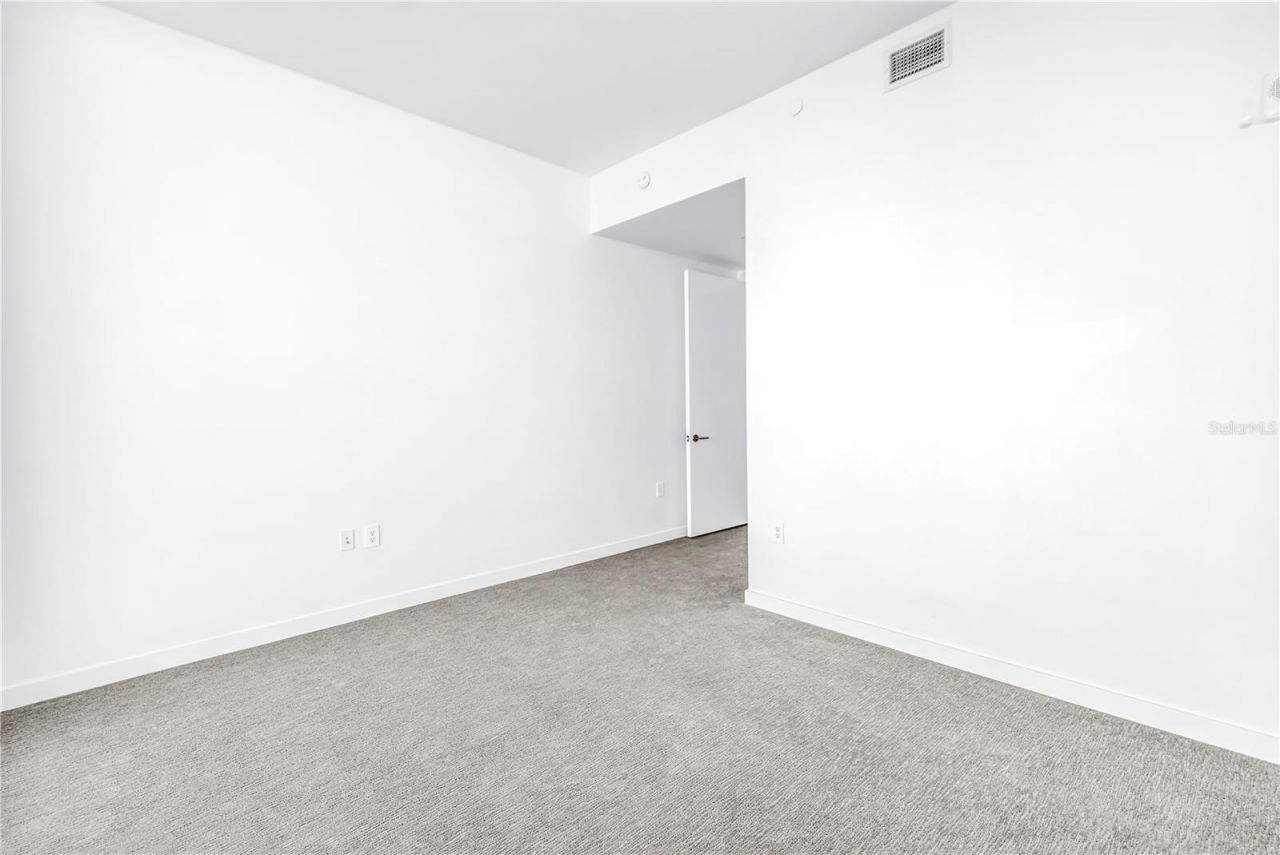 400 Central Avenue, Unit 1001, Saint Petersburg, FL 33701 Photo