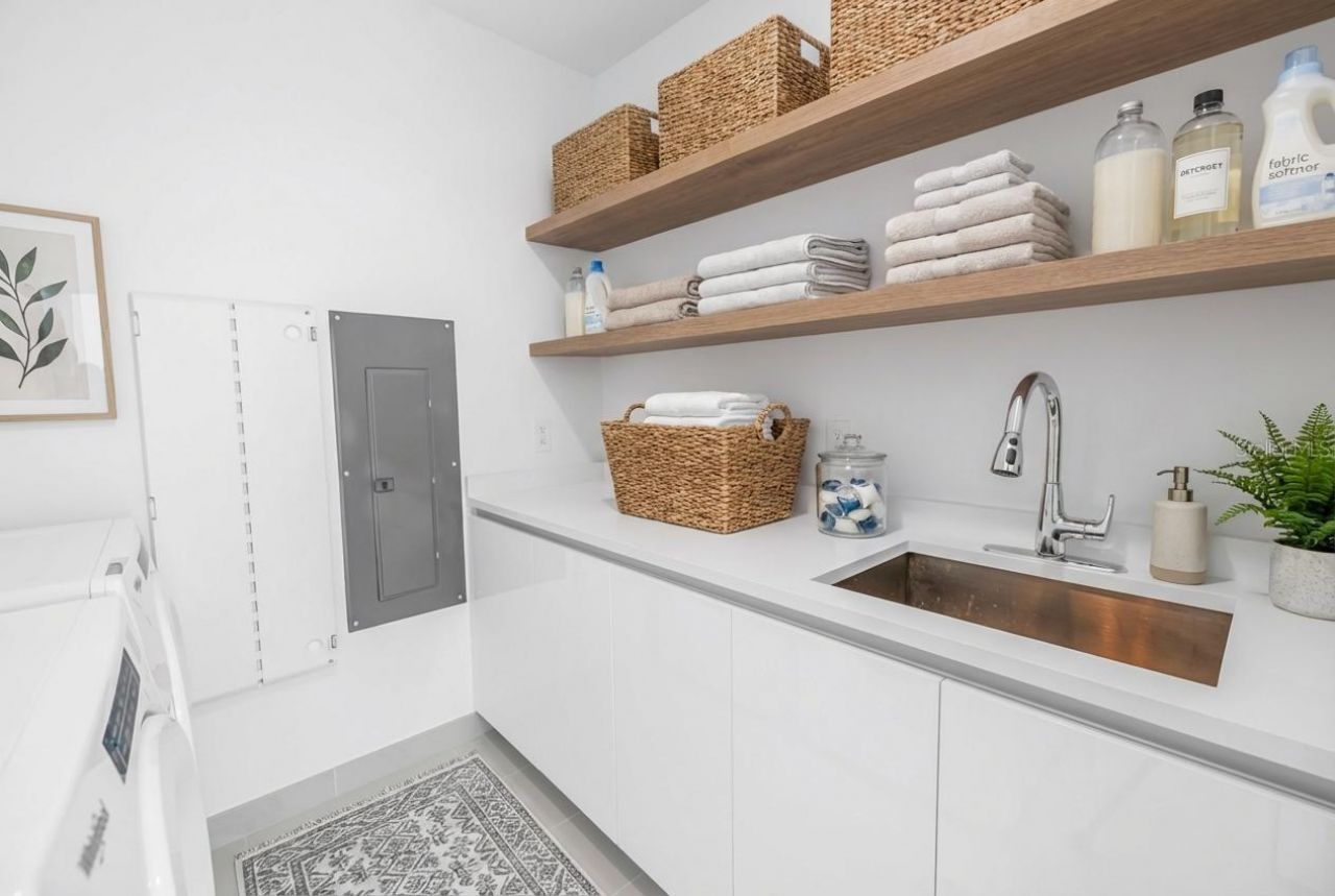 400 Central Avenue, Unit 1001, Saint Petersburg, FL 33701 Photo