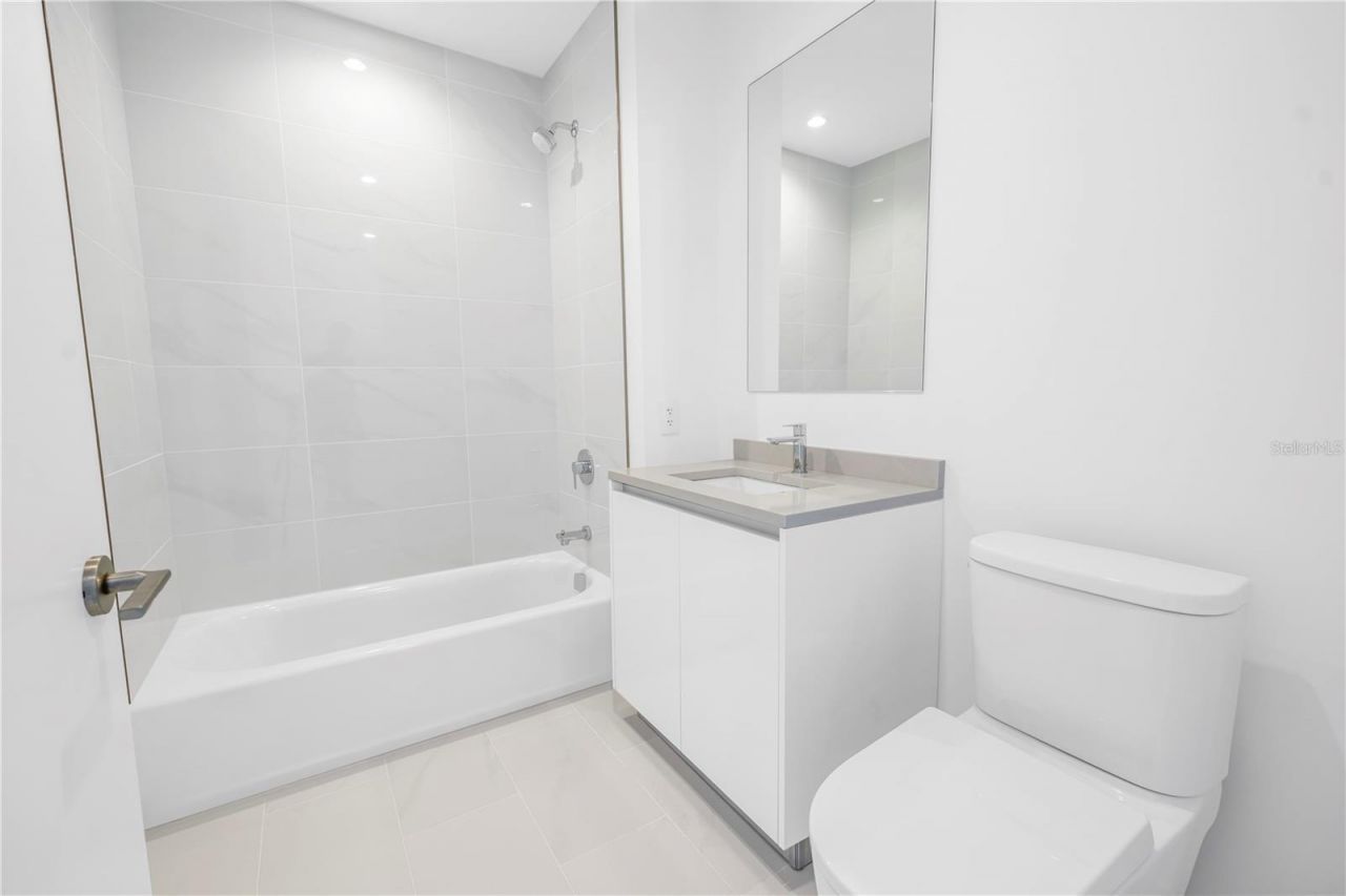 400 Central Avenue, Unit 1001, Saint Petersburg, FL 33701 Photo