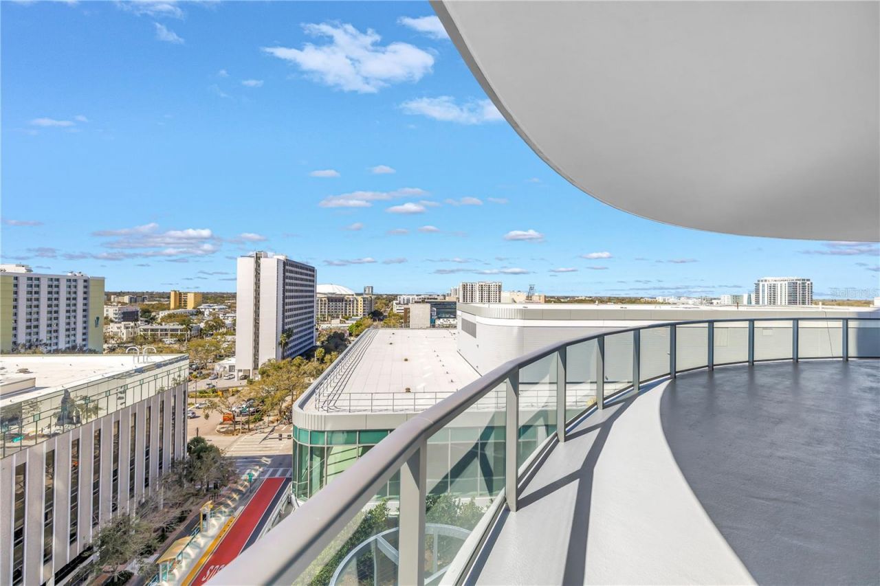 400 Central Avenue, Unit 1001, Saint Petersburg, FL 33701 Photo