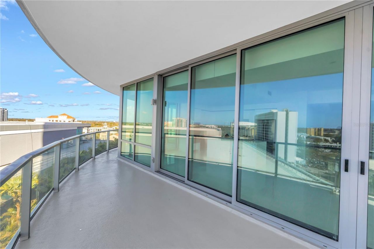 400 Central Avenue, Unit 1001, Saint Petersburg, FL 33701 Photo