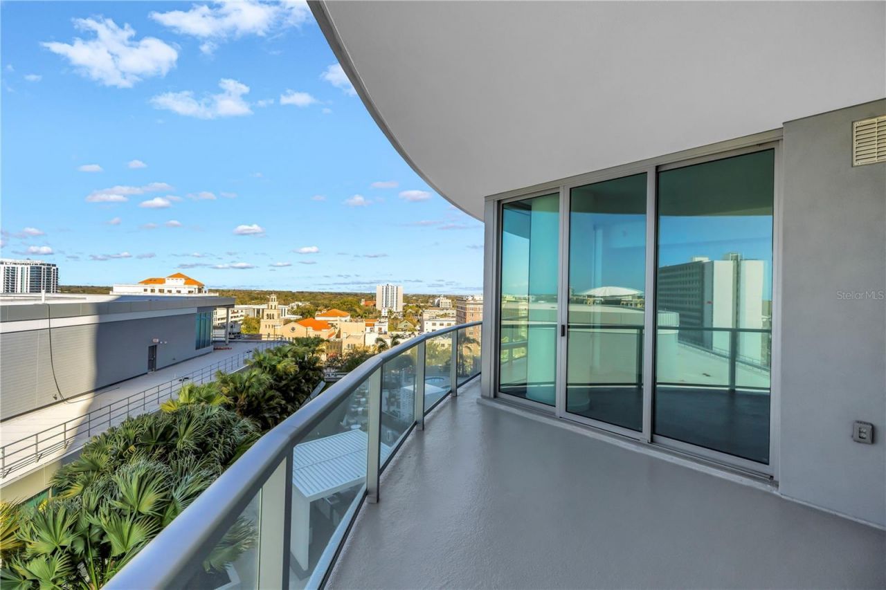 400 Central Avenue, Unit 1001, Saint Petersburg, FL 33701 Photo