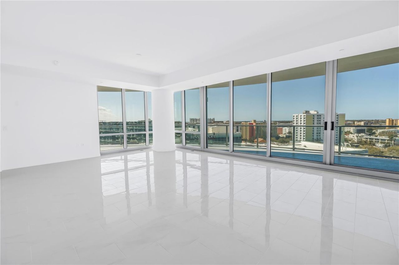 400 Central Avenue, Unit 1001, Saint Petersburg, FL 33701 Photo