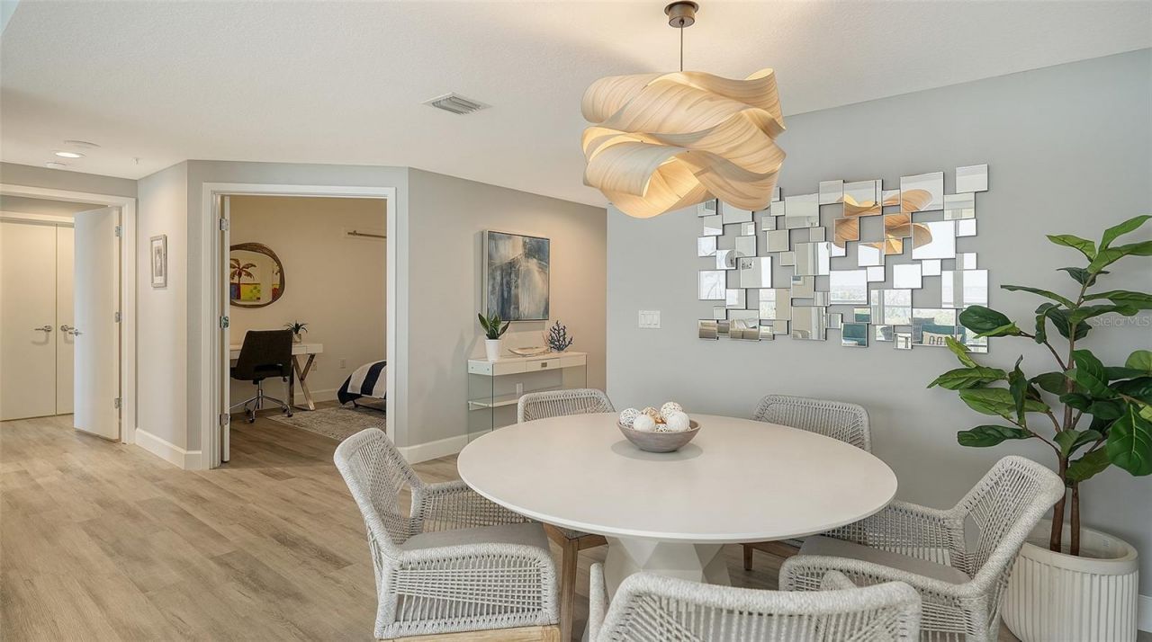 1800 Benjamin Franklin Drive, Unit B708, Sarasota, FL 34236 Photo