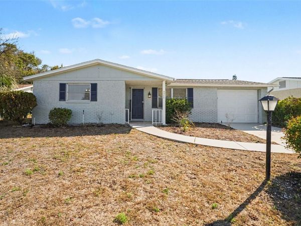 9300 W COCHISE LANE, PORT RICHEY, FL 34668