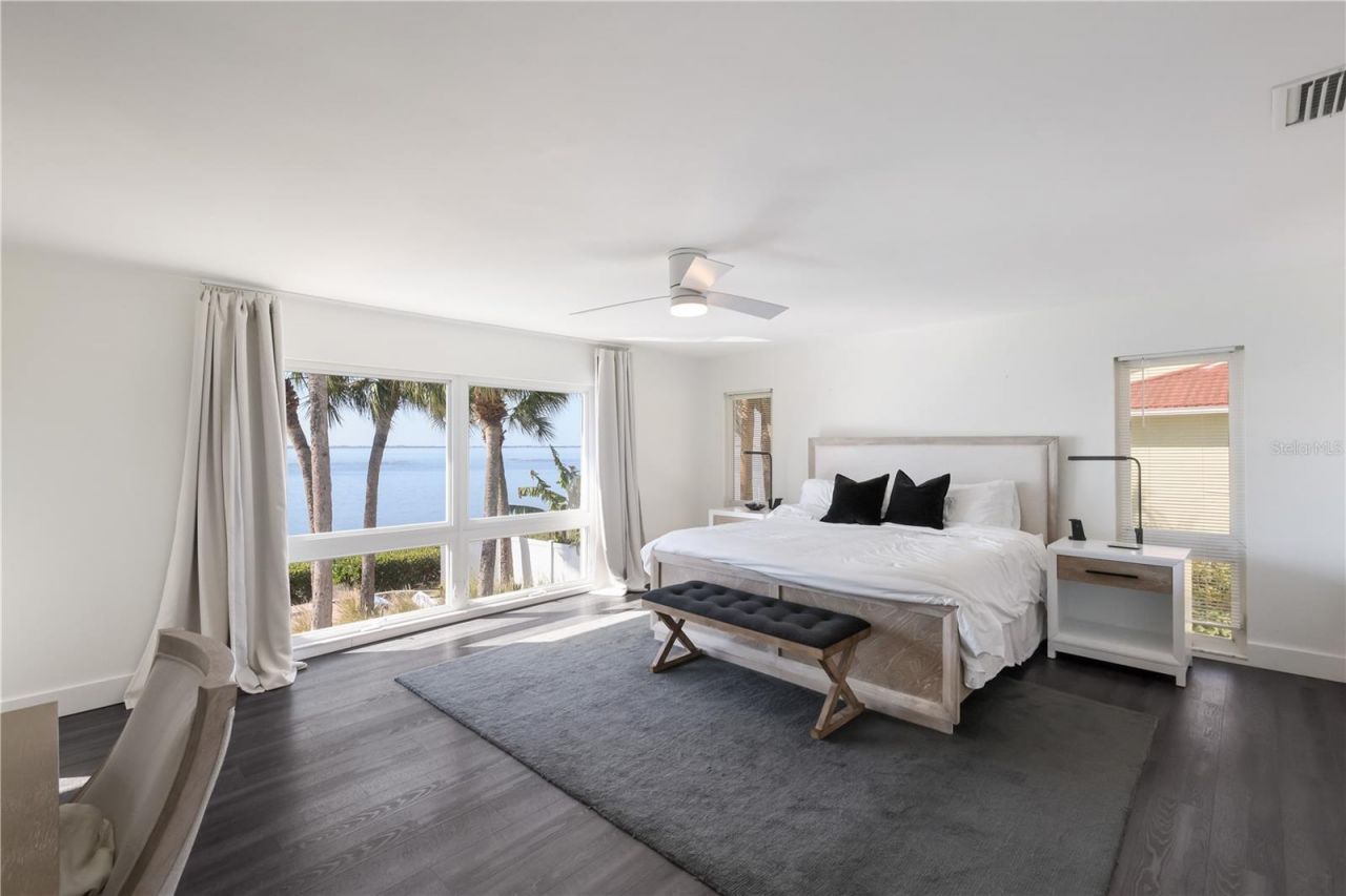 3908 Bayside Drive, Bradenton, FL 34210 Photo