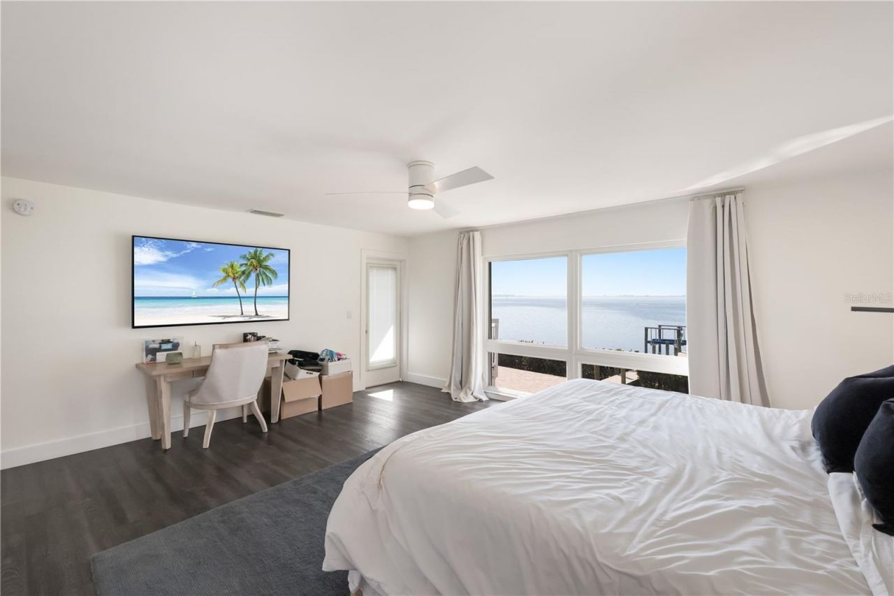 3908 Bayside Drive, Bradenton, FL 34210 Photo