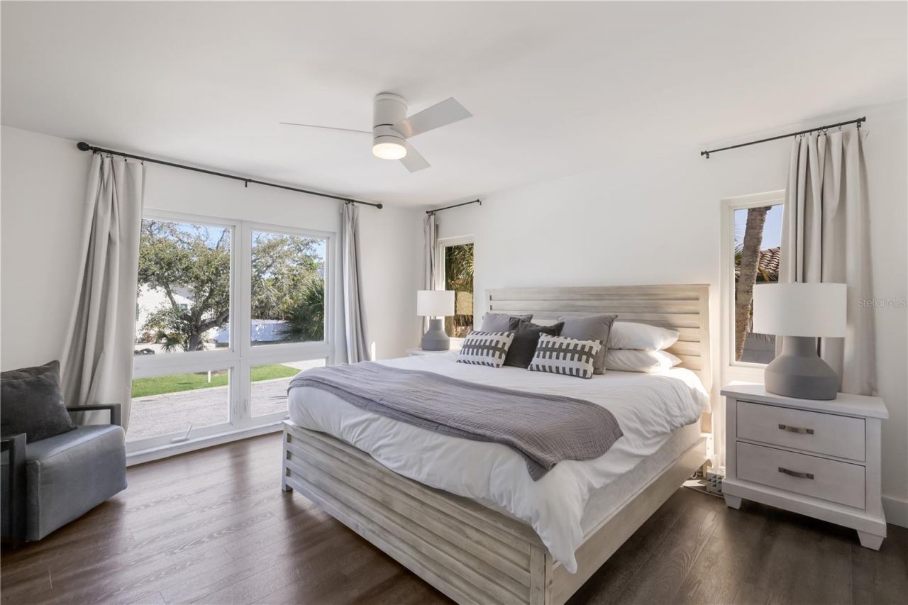 3908 Bayside Drive, Bradenton, FL 34210 Photo