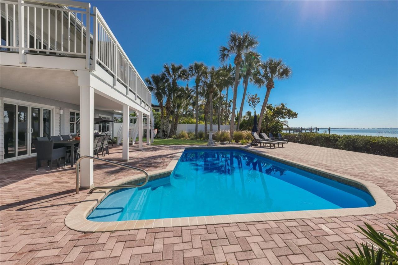 3908 Bayside Drive, Bradenton, FL 34210 Photo