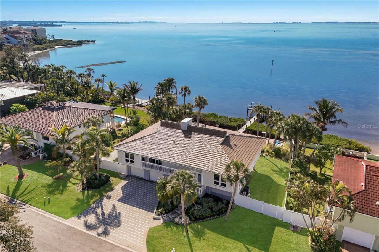 3908 Bayside Drive, Bradenton, FL 34210 Photo