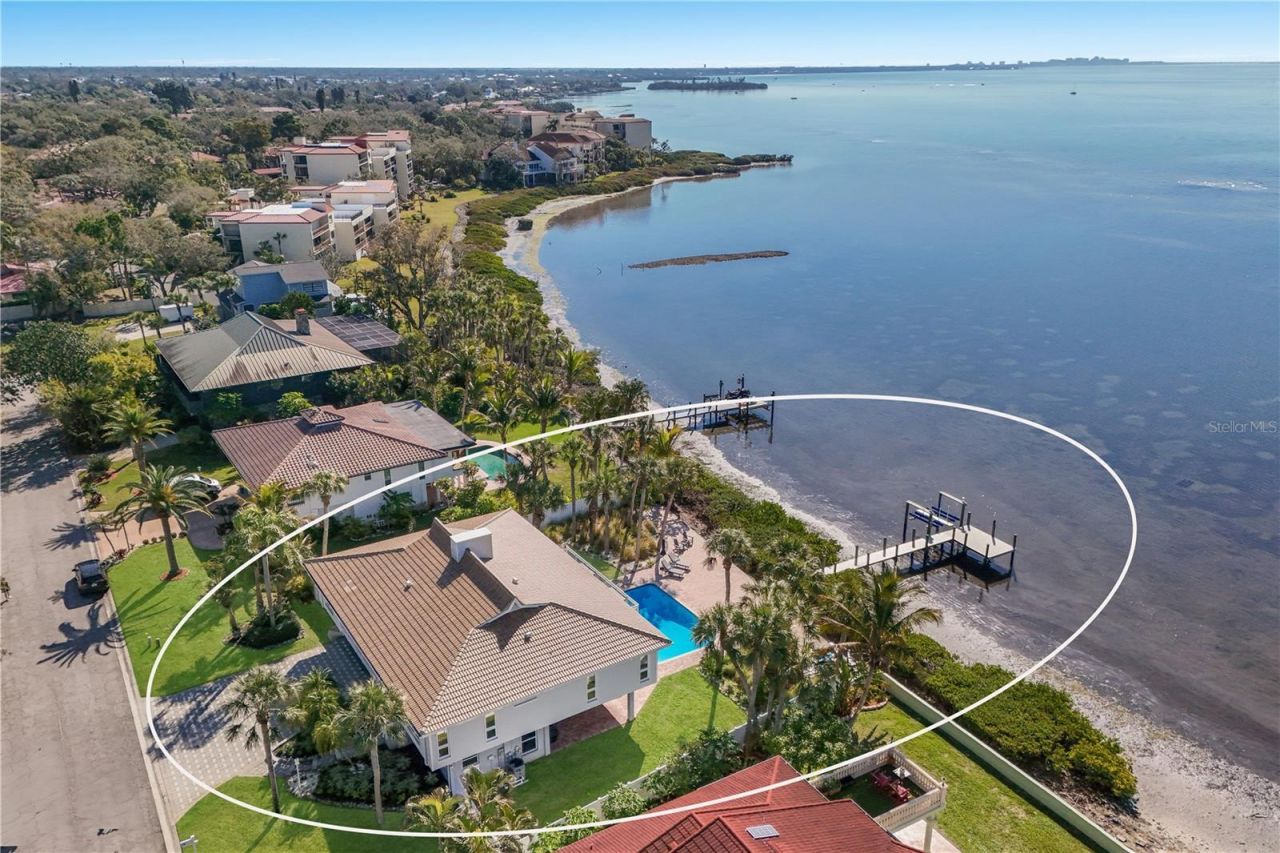 3908 Bayside Drive, Bradenton, FL 34210 Photo