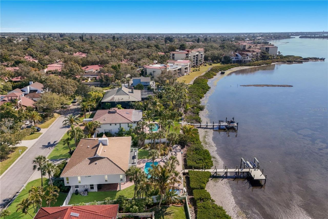 3908 Bayside Drive, Bradenton, FL 34210 Photo