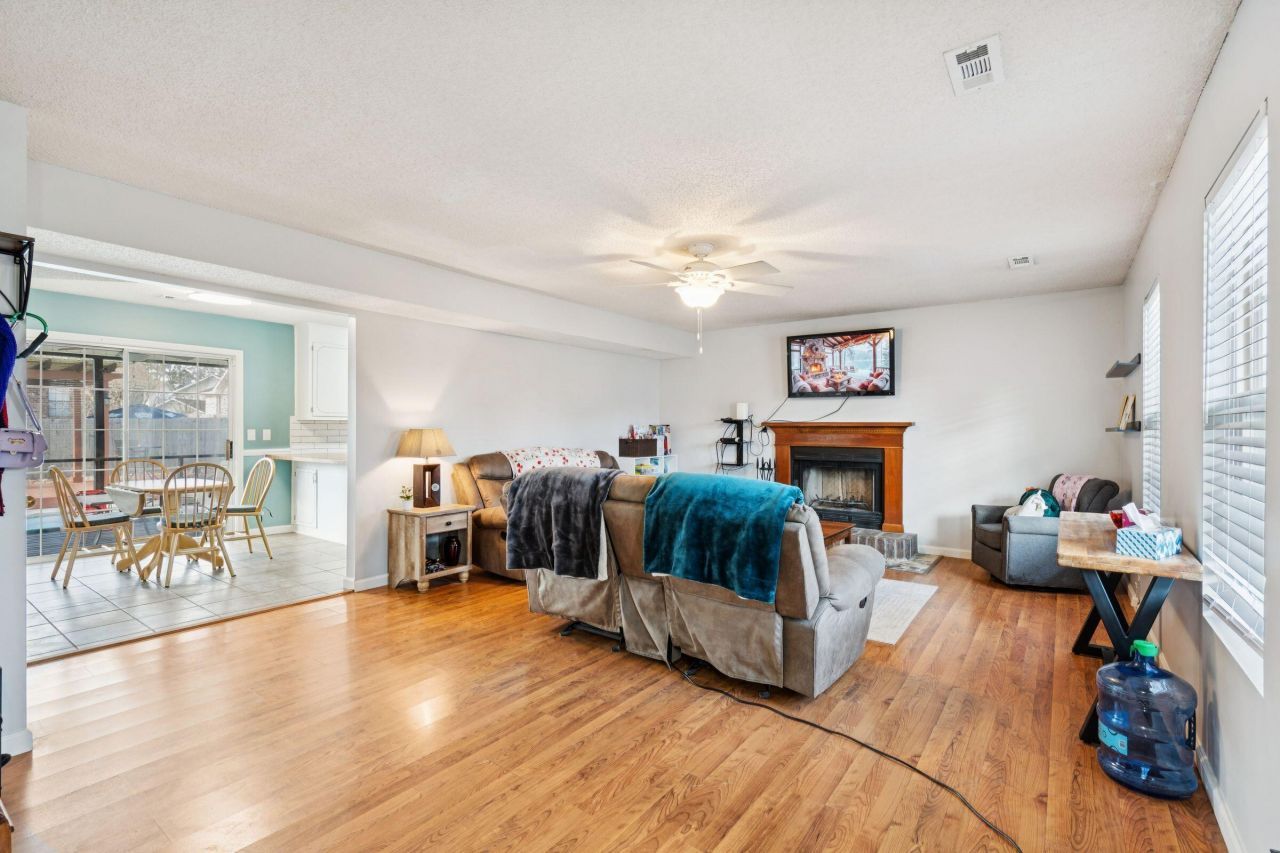 1311 Shore Pine Drive Photo 10