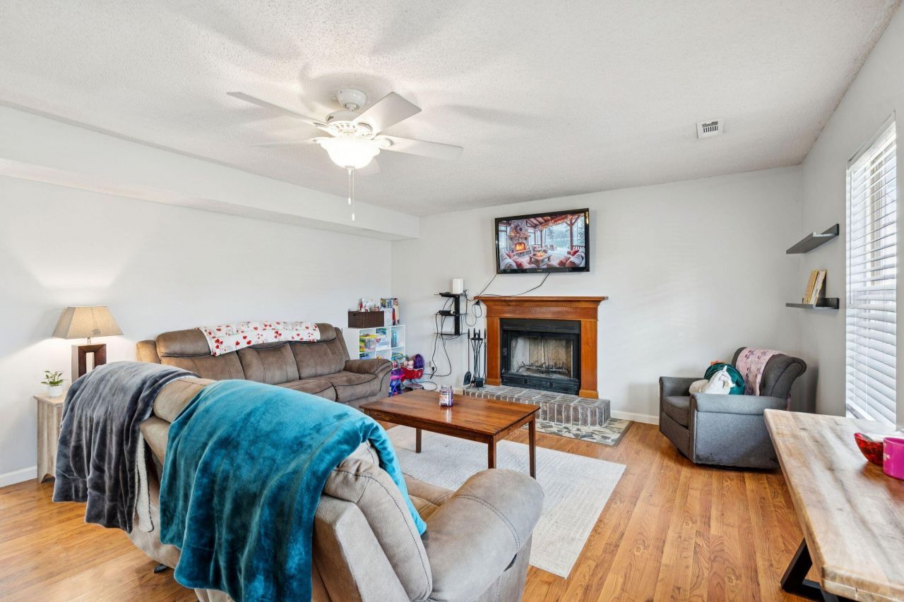 1311 Shore Pine Drive Photo 12