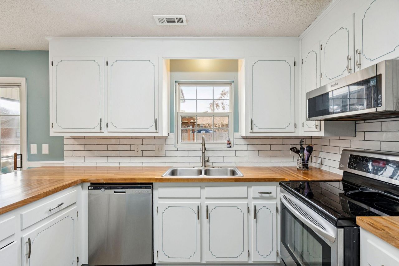 1311 Shore Pine Drive Photo 33