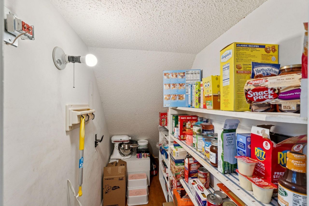 1311 Shore Pine Drive Photo 34