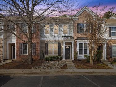 3004 Berkeley Springs Place, Raleigh, NC 27616