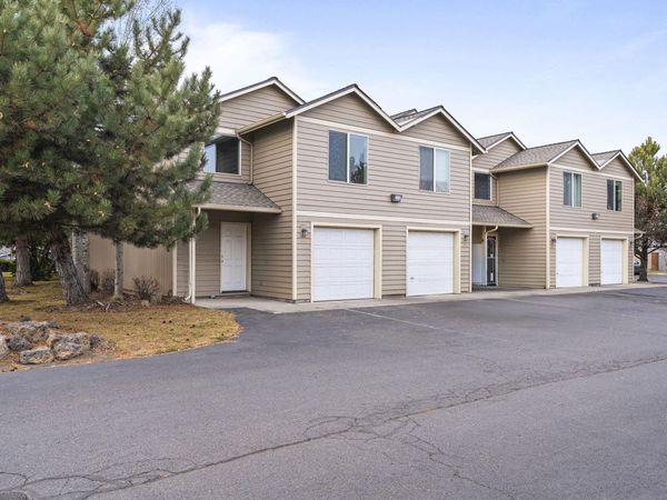 1470 SW 16th Street, Redmond, OR 97756