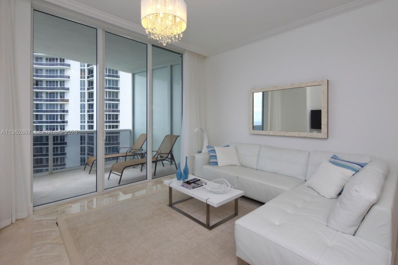 16001 Collins Ave , Unit 2902, Sunny Isles Beach, FL 33160 Photo