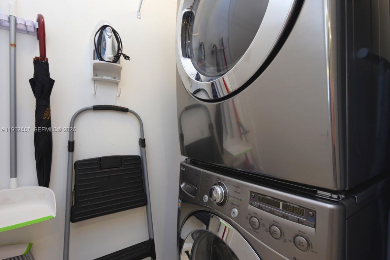 16001 Collins Ave , Unit 2902, Sunny Isles Beach, FL 33160 Photo