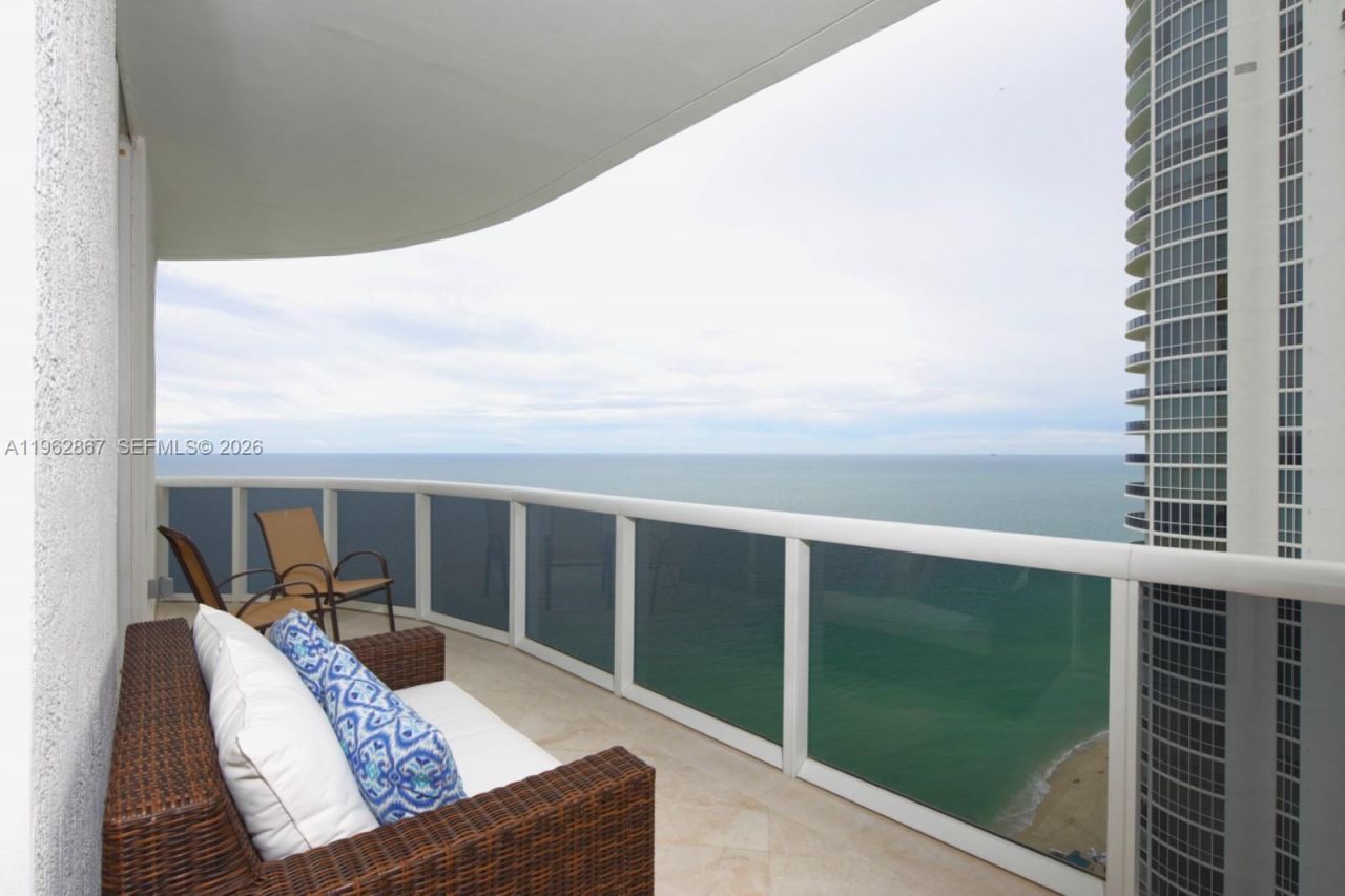 16001 Collins Ave , Unit 2902, Sunny Isles Beach, FL 33160 Photo