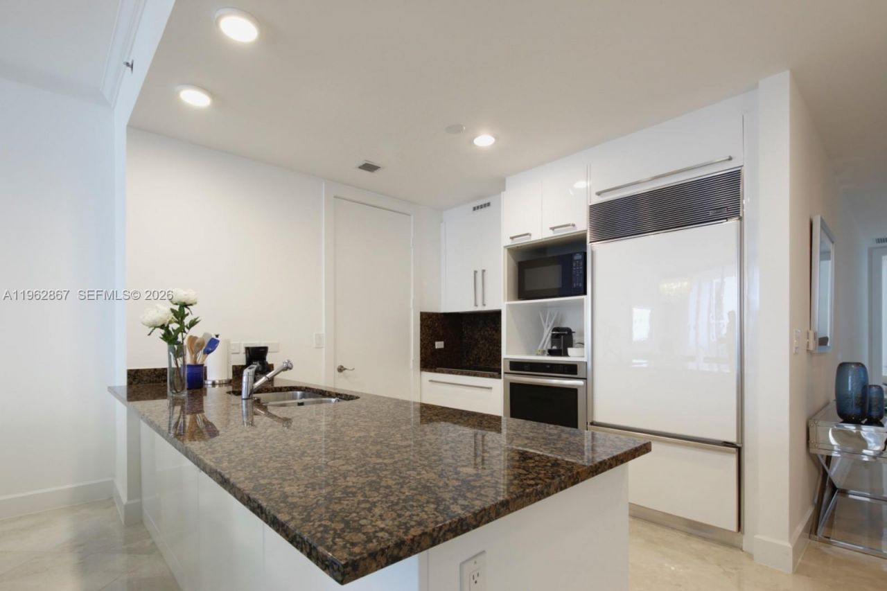 16001 Collins Ave , Unit 2902, Sunny Isles Beach, FL 33160 Photo