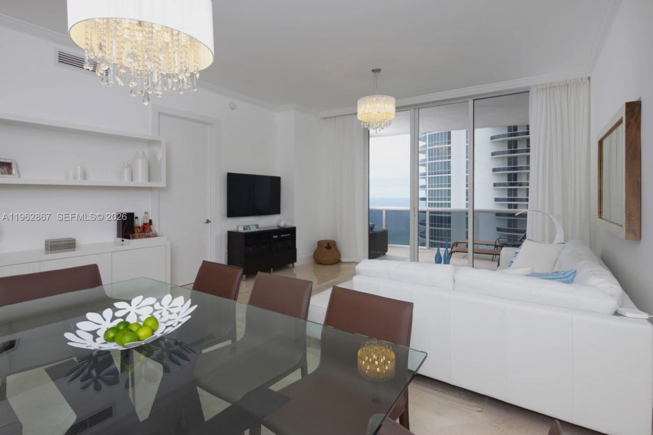16001 Collins Ave , Unit 2902, Sunny Isles Beach, FL 33160 Photo