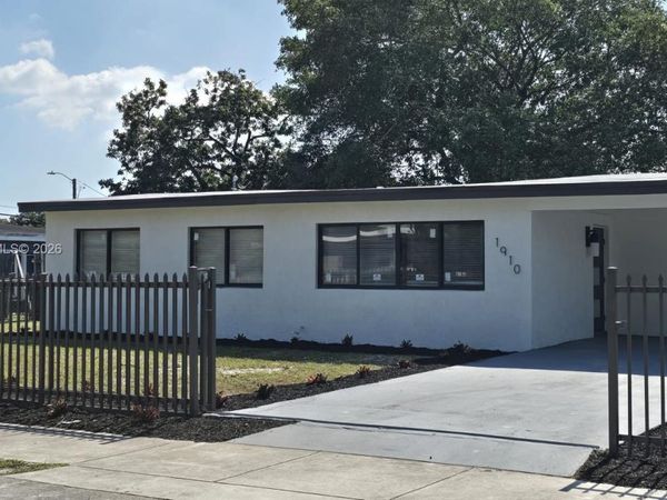 1910 NW 134th St, Miami, FL 33167