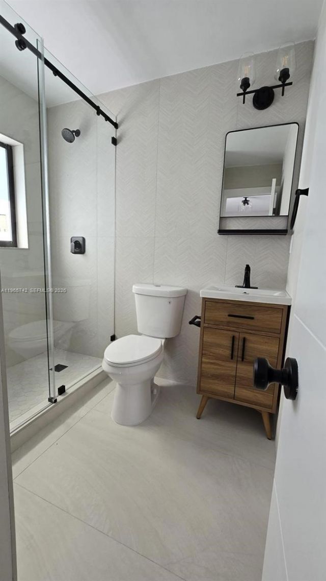 1910 NW 134th St, Miami, FL 33167 Photo