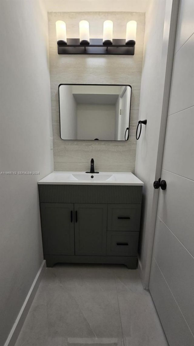 1910 NW 134th St, Miami, FL 33167 Photo