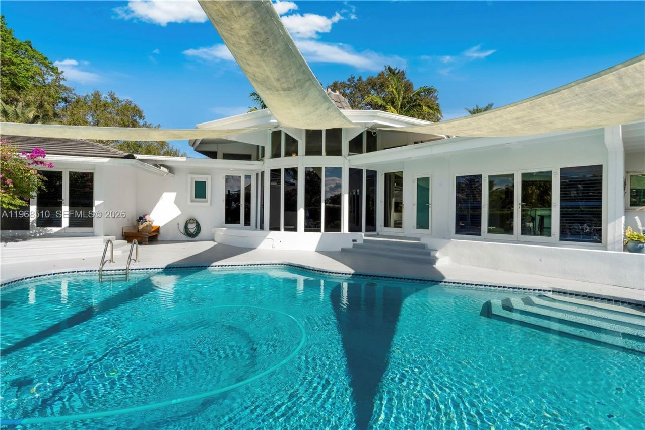 13300 SW 69th Ave , Pinecrest, FL 33156 Photo