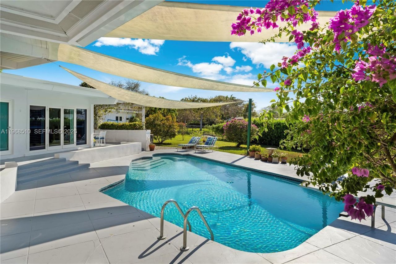 13300 SW 69th Ave , Pinecrest, FL 33156 Photo