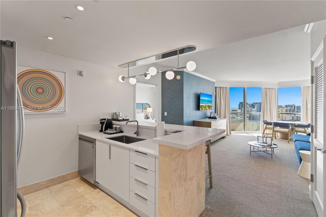 4401 Collins Ave, Unit 1706, Miami Beach, FL 33140 Photo