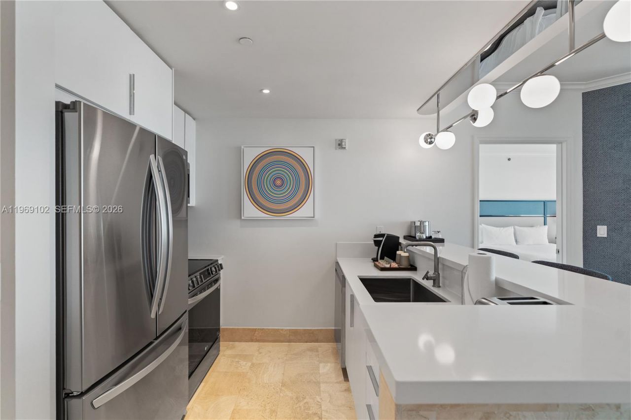 4401 Collins Ave, Unit 1706, Miami Beach, FL 33140 Photo