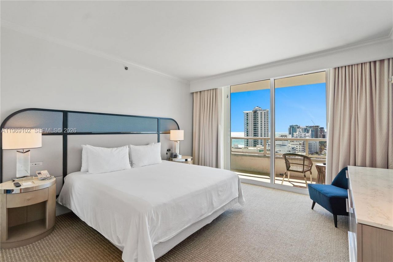 4401 Collins Ave, Unit 1706, Miami Beach, FL 33140 Photo