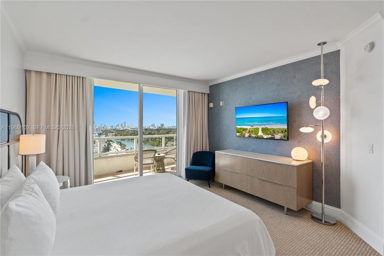 4401 Collins Ave, Unit 1706, Miami Beach, FL 33140 Photo