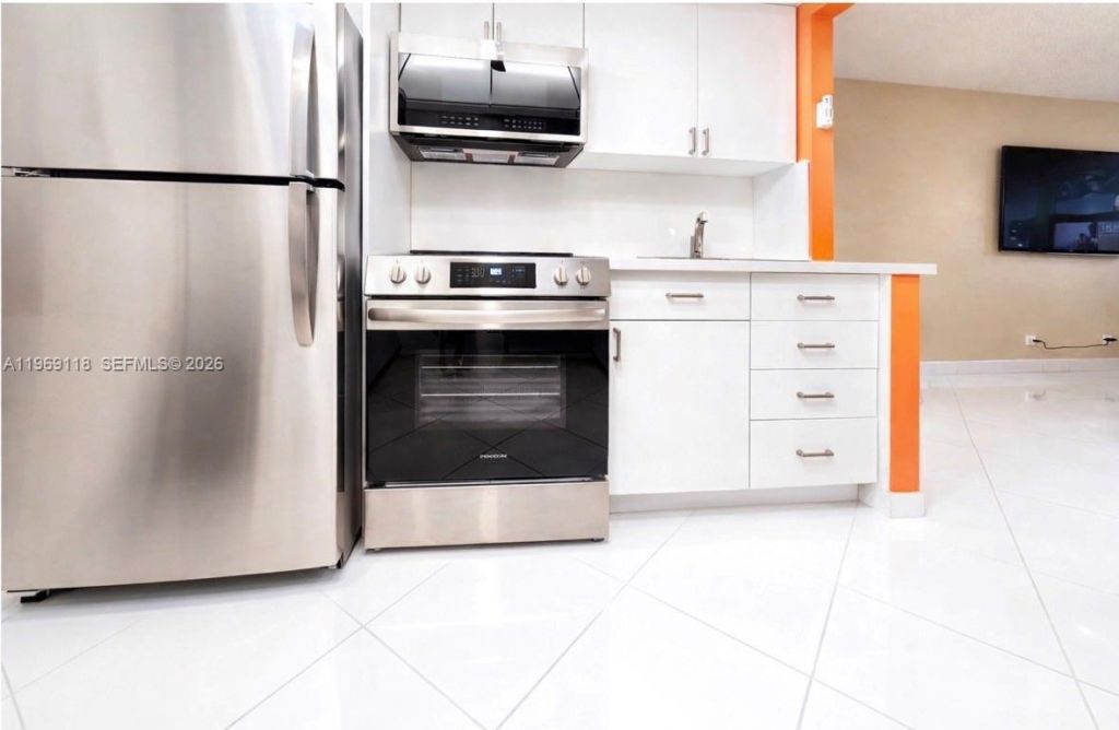 3505 S Ocean Dr, Unit 621, Hollywood, FL 33019 Photo