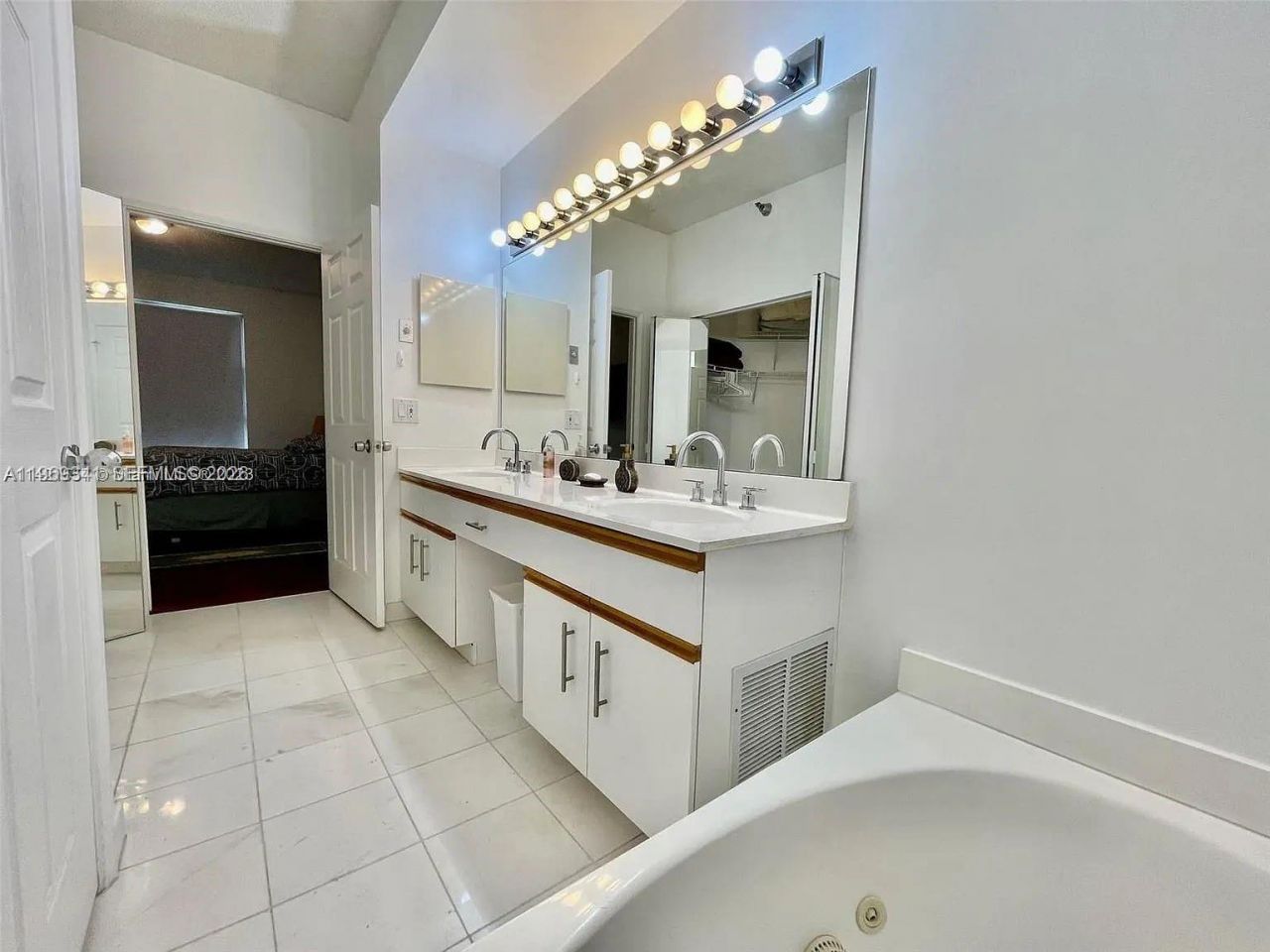 3400 NE 192nd St , Unit PH7, Aventura, FL 33180 Photo