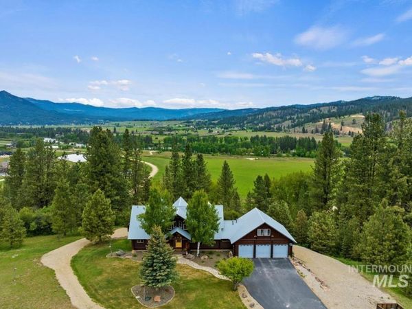 25 Bobcat Court, Garden Valley, ID 83622