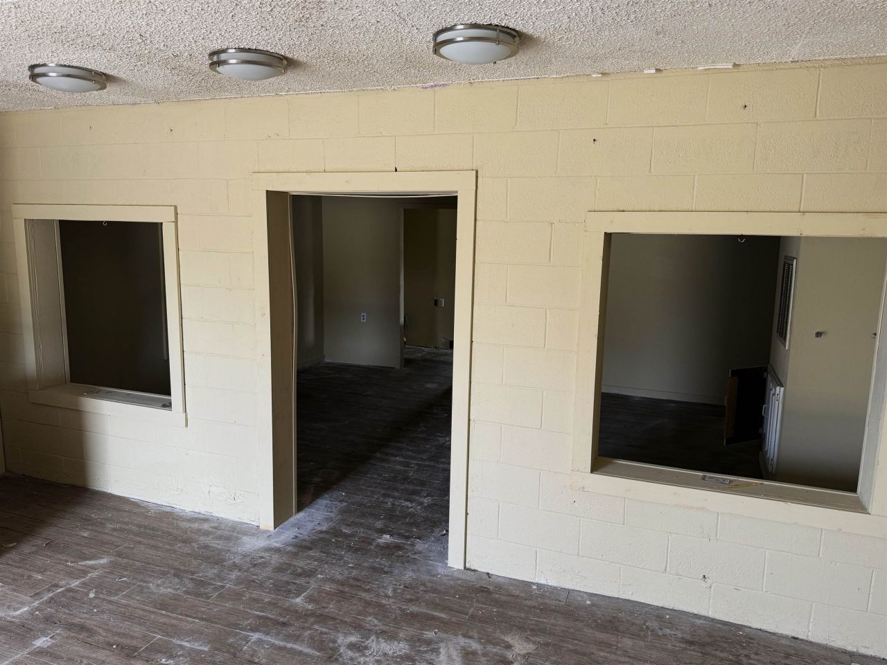 481 S Church St.  Photo 5