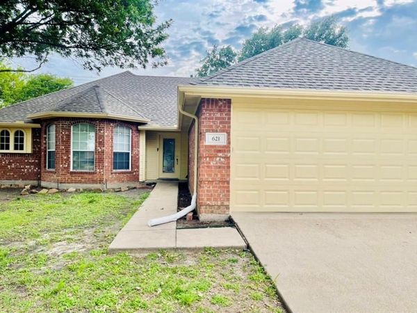 621 Tulane Drive, Waxahachie, TX 75165