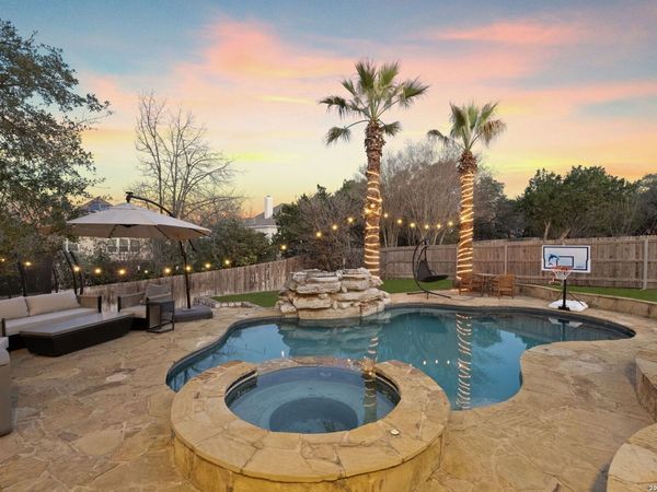 3230 Roan Way, San Antonio, TX 78259