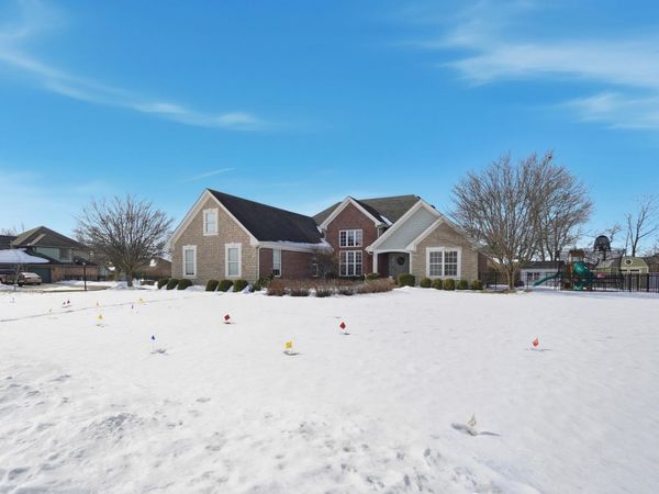 986 Brookwood Drive, Troy, OH 45373