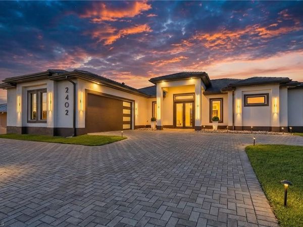 2402 Everest PKWY, CAPE CORAL, FL 33904