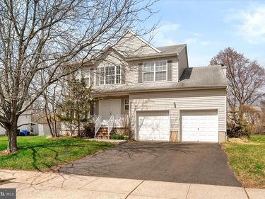 23 SUNDEW DRIVE, EWING TWP, NJ 08560