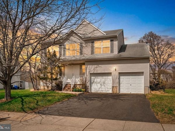 23 SUNDEW DRIVE, EWING TWP, NJ 08560