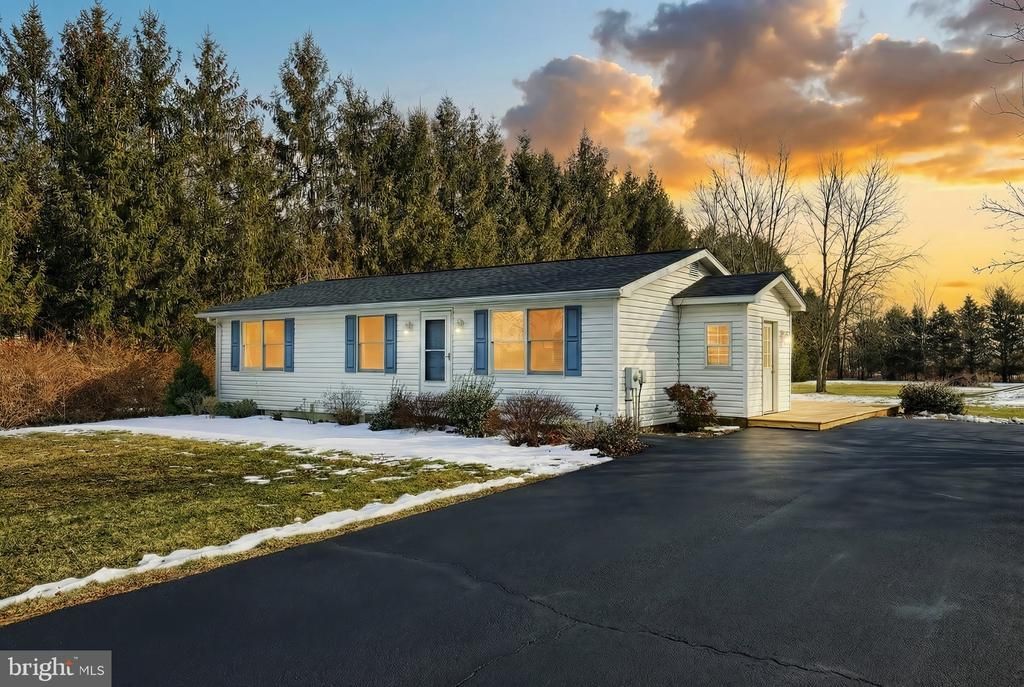 364 Sunset Road, Orrtanna, PA 17353 Main Photo