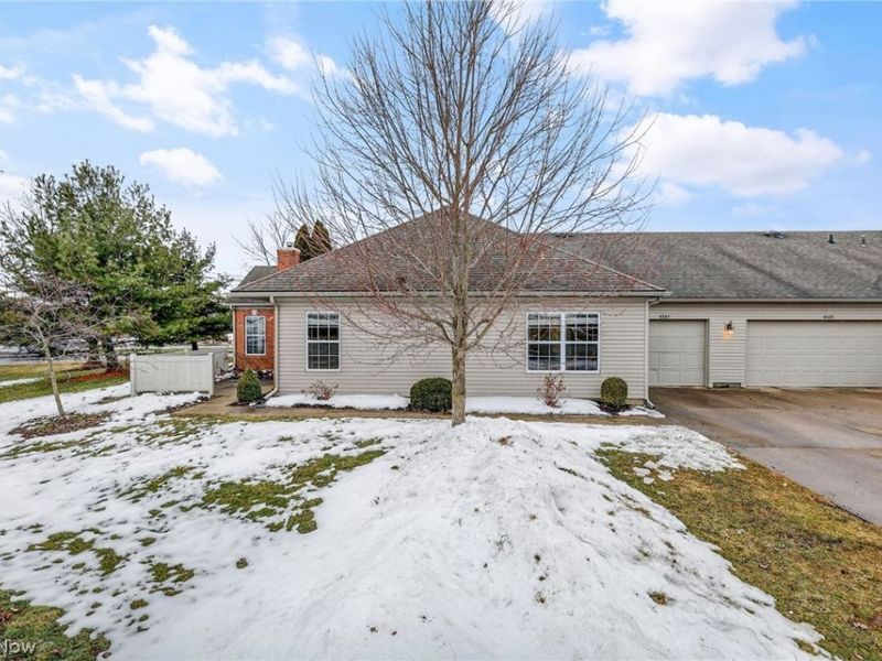 4327 Hunters Chase Lane, Wooster, OH 44691 Photo 5