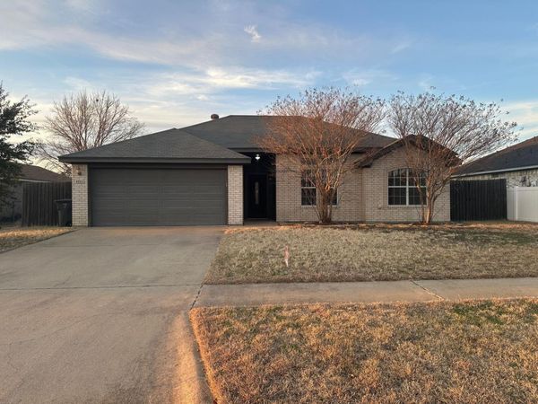 4211 Breckenridge DR, Killeen, TX 76542